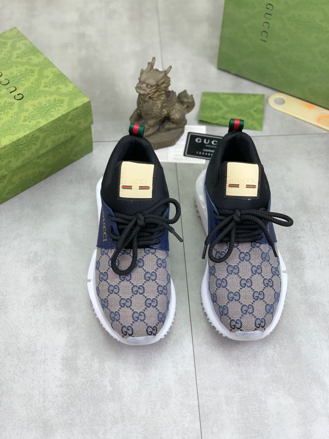 Men's shoes 💰P460💰[New style]🆘 Gucci [GUCCI] classic fashion high-top men's shoes, synchronized with counters, exquisite workmanship, exquisite color matching, the upper is made of original soft double G calfskin Gucci webbing ➕ first-layer pigskin lining ➕ pigskin feet The lasts made according to the original version are quite attractive both on the foot and in the placement. There is no need to explain the good style, the workmanship is superior, quality determines everything, absolutely versatile, code number: 38-44, 2️⃣colors🉑️ to choose from
